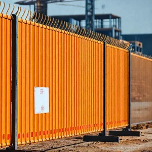 Фото по теме: Ограждение строительной площадки по снип требования к временным заборам